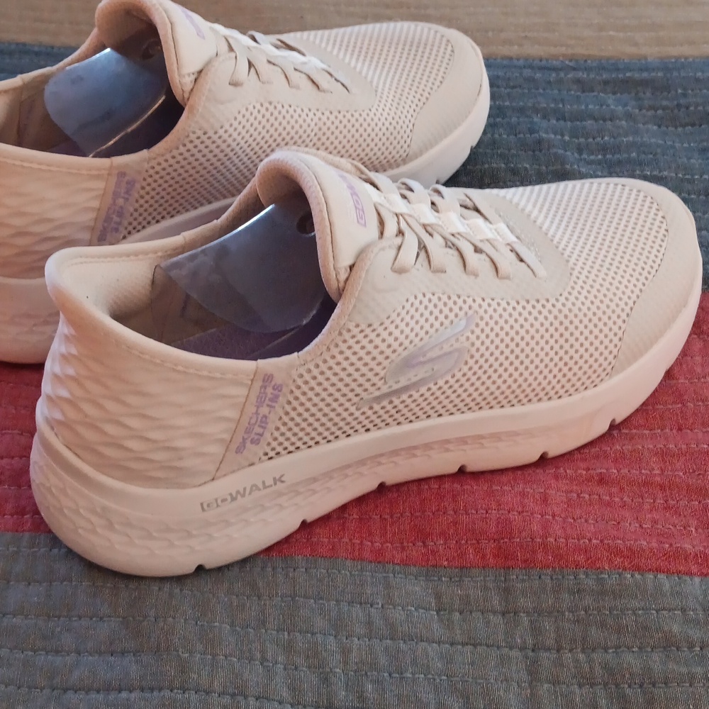 NWOT Skechers Go Walk Slip In Comfort Walking Shoes - Picture 10 of 16